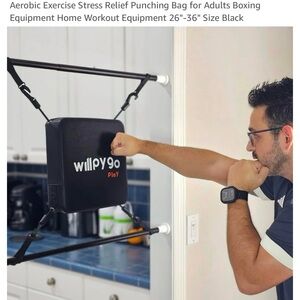 Willpygo play Wall-Mounted Black Punching Pad